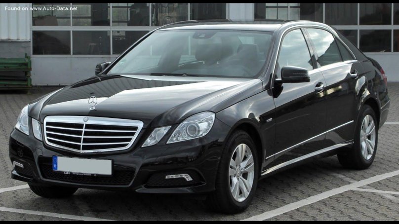 Mercedes e200 212