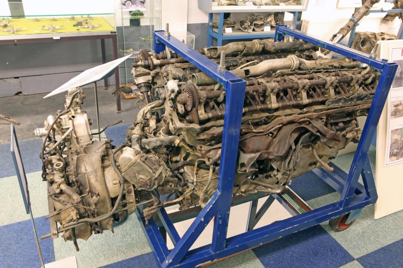 Мотор Роллс Ройс Мерлин