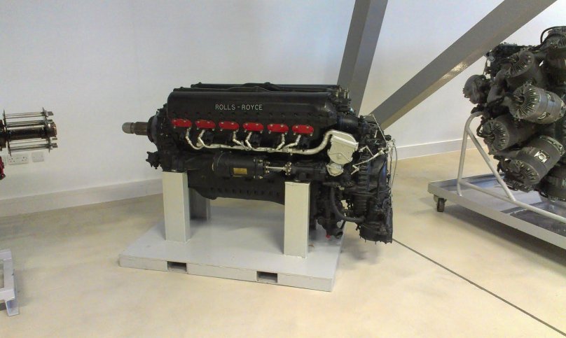 Rolls Royce Griffon двигатель