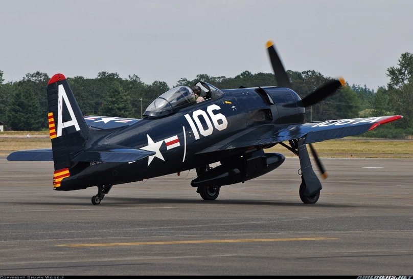 Самолет Грумман Биркет f8-f2