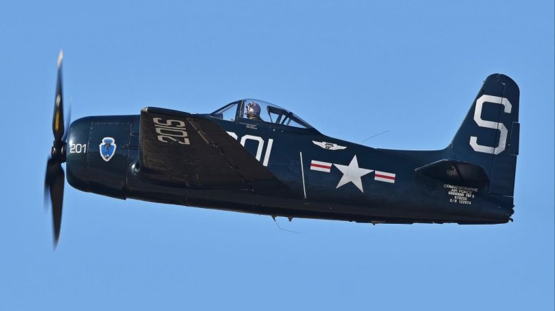 Grumman f8f-2 Bearcat "Conquest i" (n1111l),