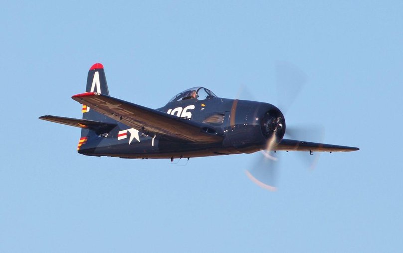 Самолет гркмман Биркет f8-f