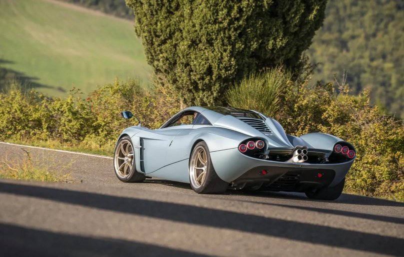 Pagani Huayra r