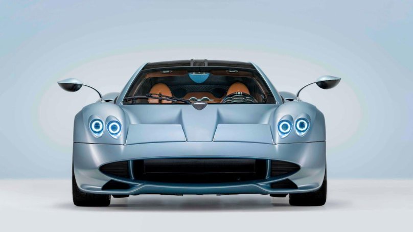 Машина Pagani Huayra