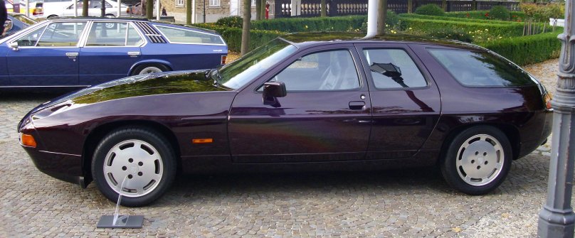 Porsche 942