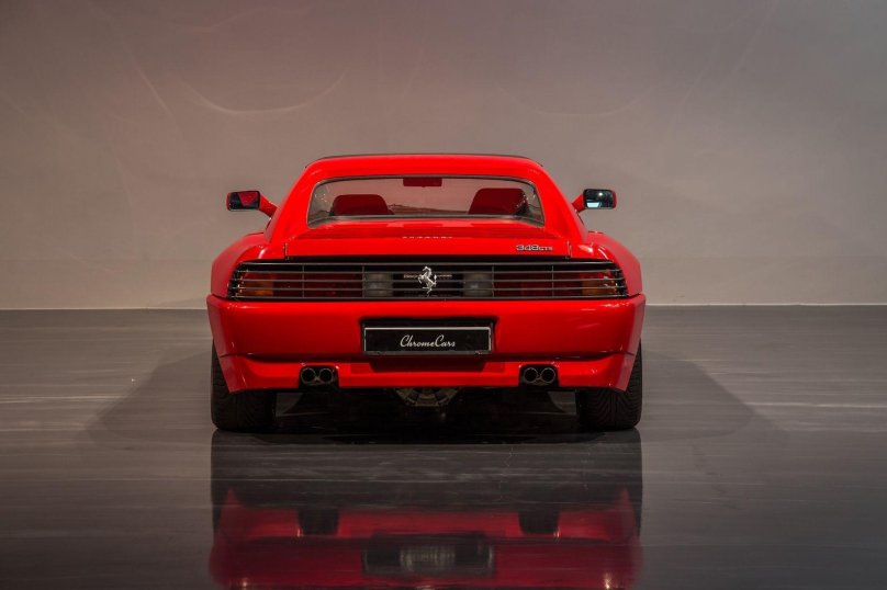 Ferrari 348 GTB салон