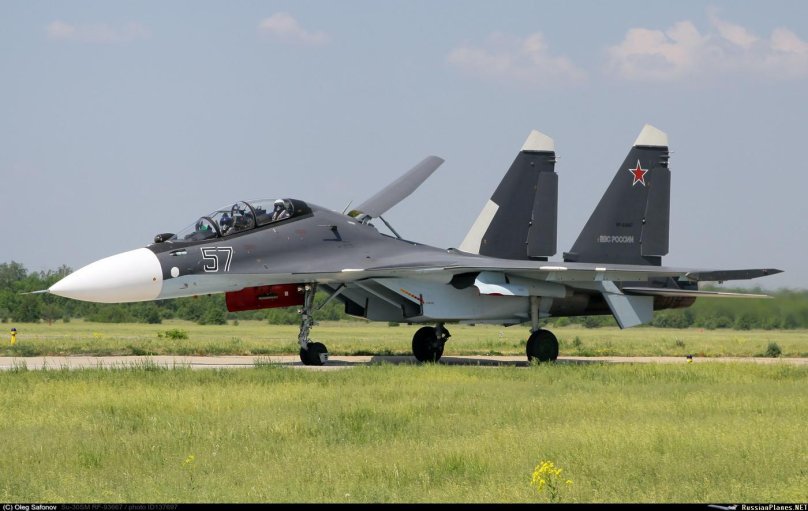 Истребитель Су-30см