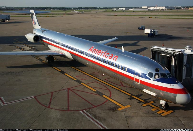 Макдоннелл Дуглас 83