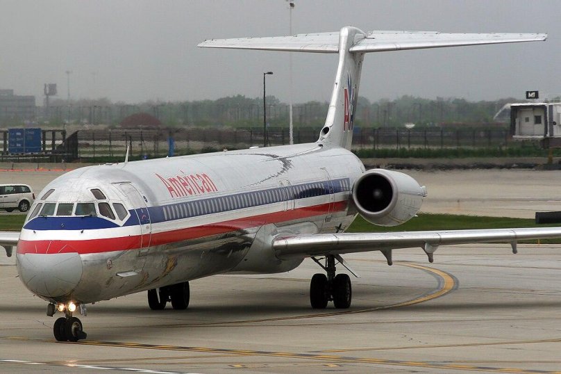 Макдоннелл Дуглас МД 80