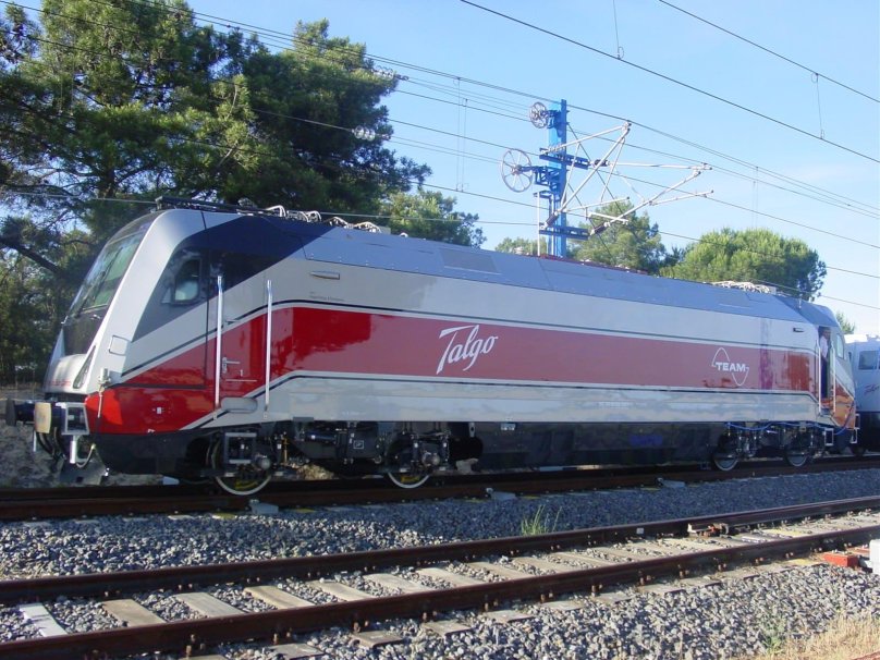 Моторный вагон Talgo 350
