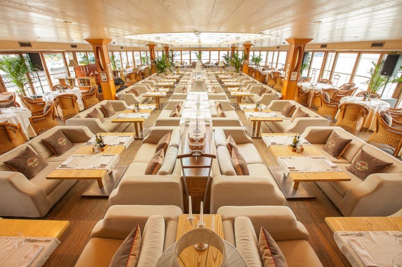 Ресторан яхта Чайка Москва