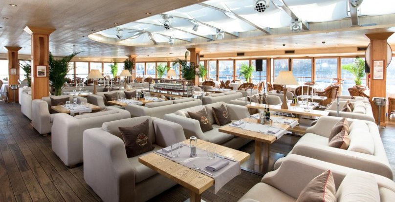 Ресторан яхта Чайка Москва