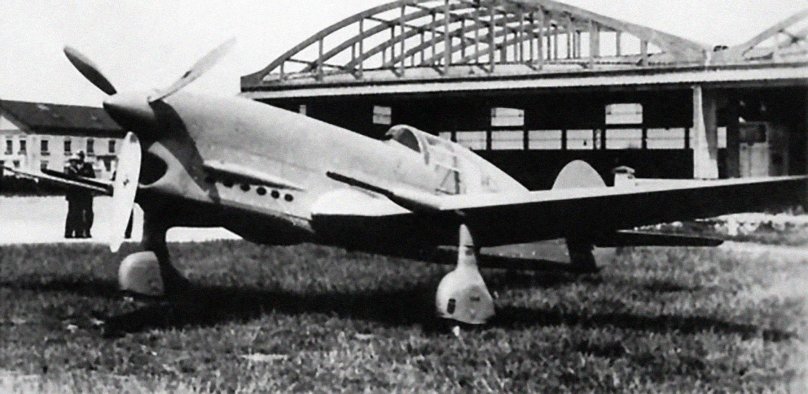 Самолет CR 714