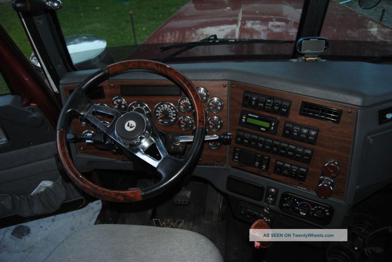 Western Star 4900 кабина