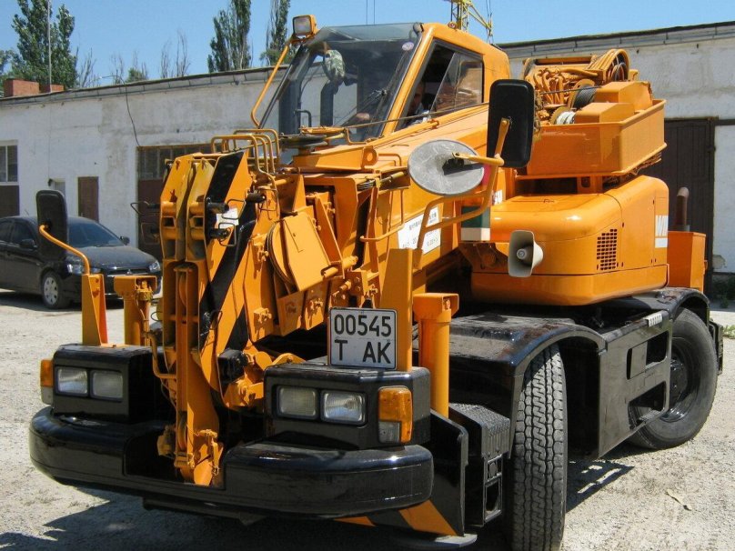 Komatsu lw100