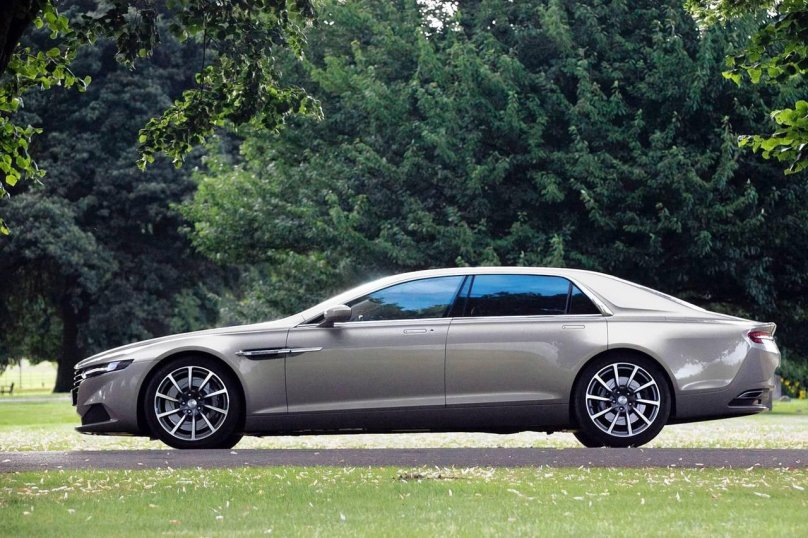 Астон Мартин Лагонда 2020