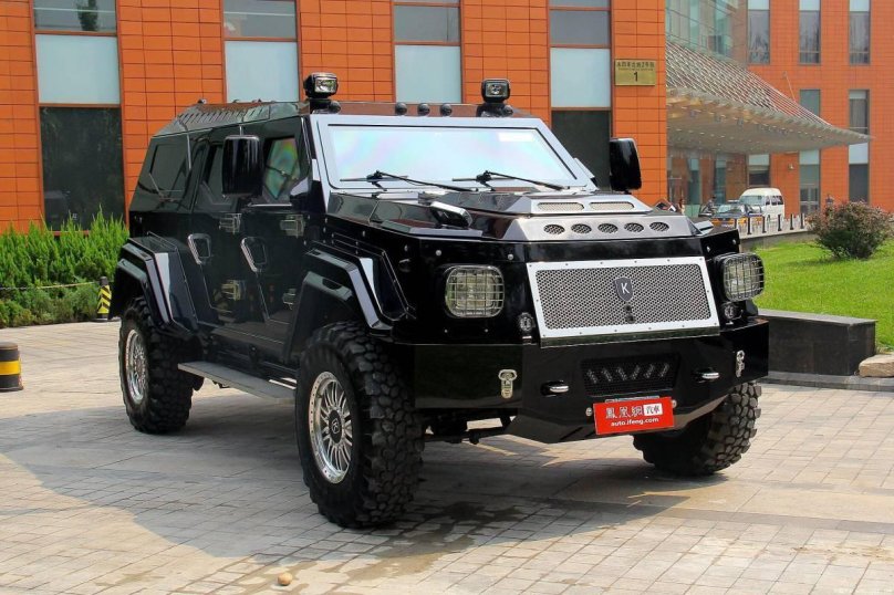 Джип Knight XV