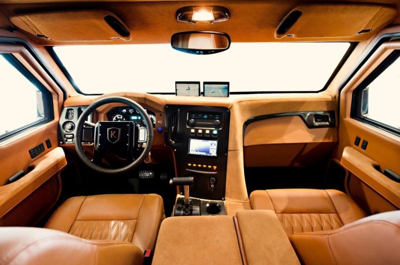 Conquest Knight XV салон