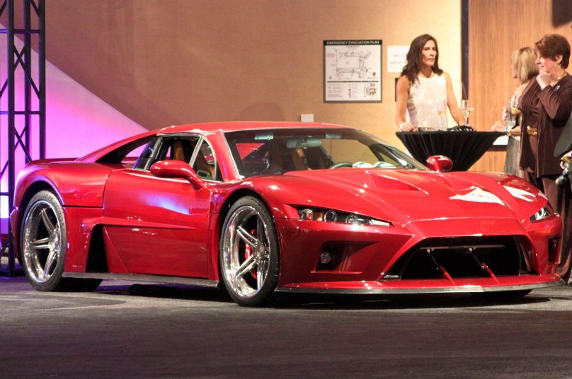 Американский суперкар Falcon f7