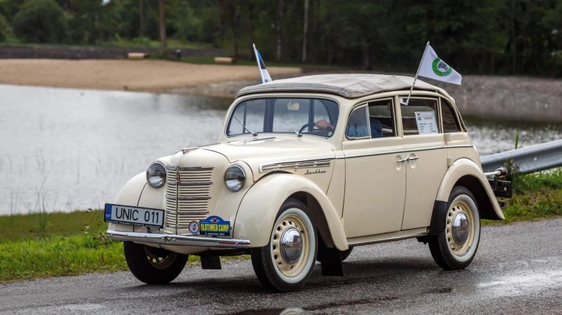 Новый Москвич 400