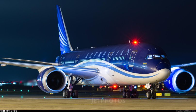 Боинг 787 Azerbaijan Airlines - AZAL