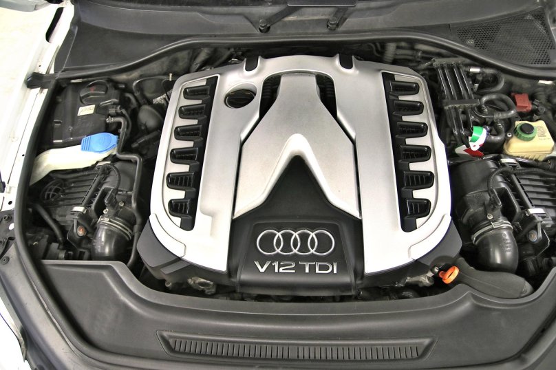 Audi q7 v12 TDI мотор