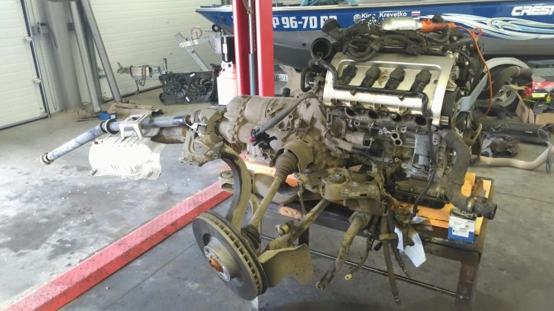 Двигатель Фаэтон 4.2