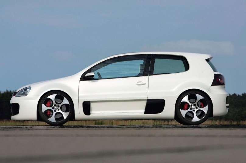 Volkswagen Golf GTI w12 650
