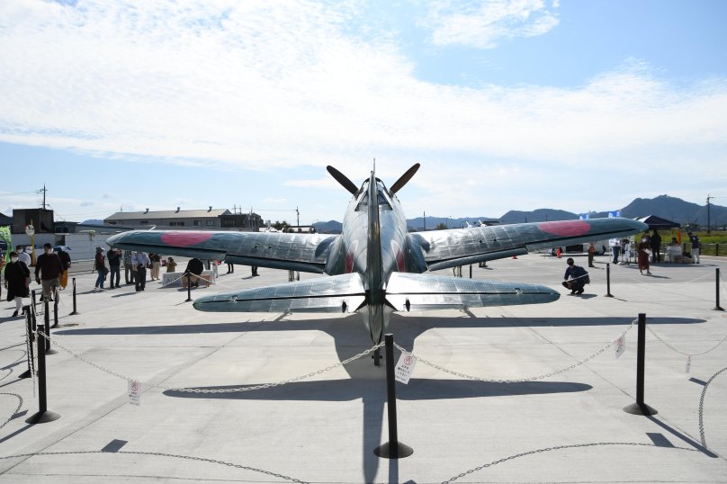 Ту 95 памятник