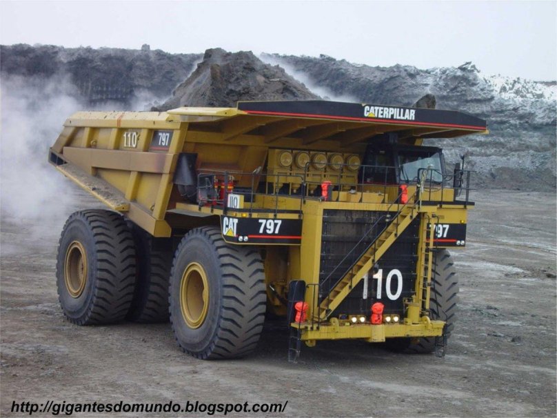 Самосвал Caterpillar 797f