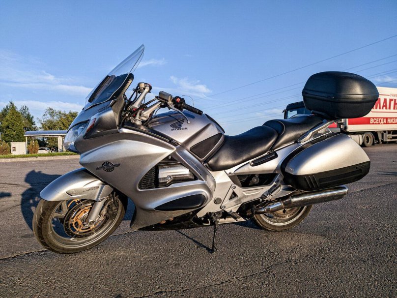 Honda st1300 Pan European