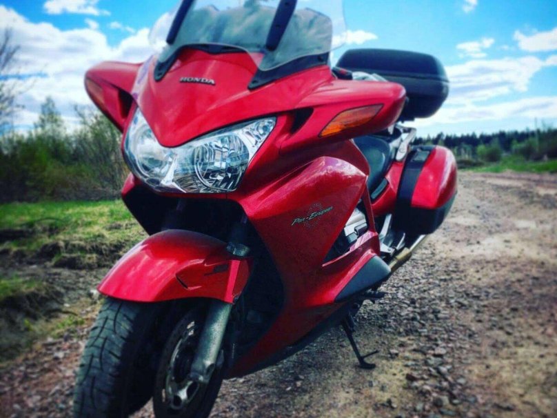 Хонда st1300