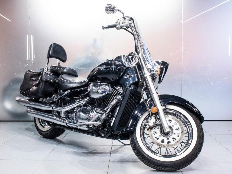 Suzuki Intruder c800