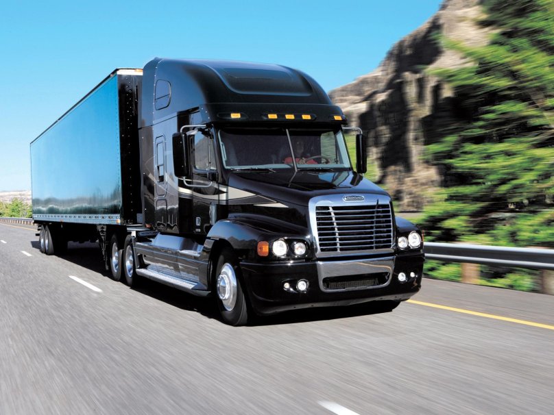 Американский грузовик freightliner