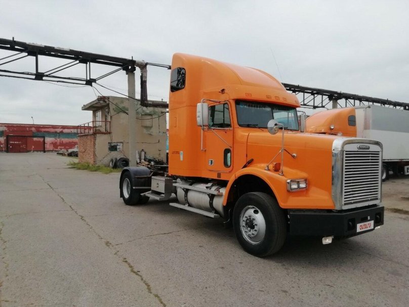 Фредлайнер ФЛД 120 4х2