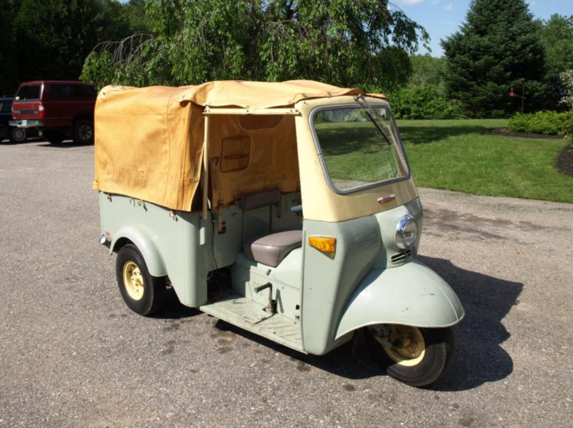 Daihatsu midget 1