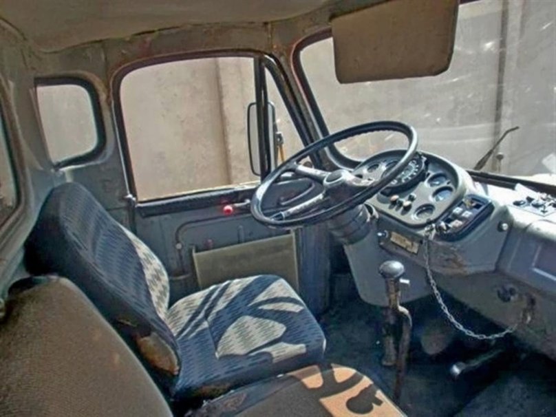 Татра 148 кабина