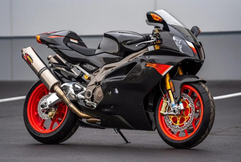 Aprilia RSV 1000