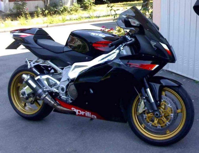 Aprilia rsv1000r 2007