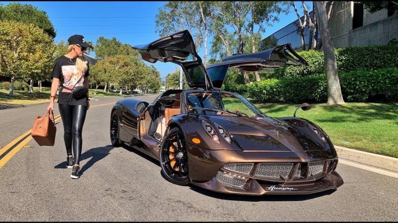 Pagani Huayra Hermes