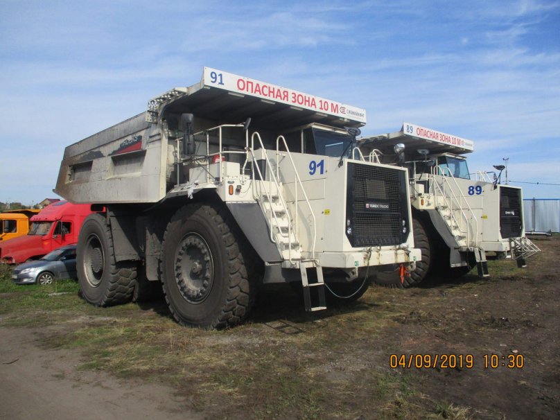 Самосвал Terex tr100