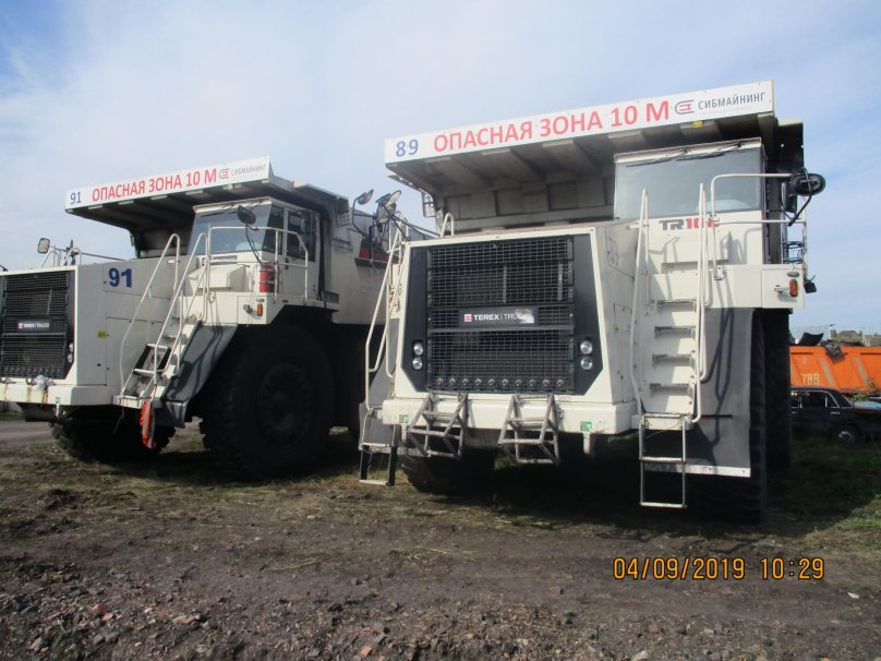 Карьерный самосвал Terex tr100