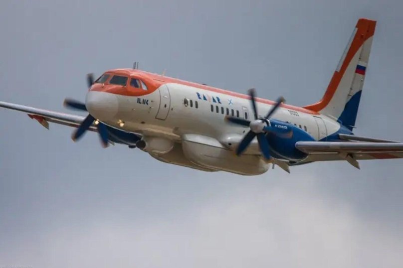 Турбовинтовой самолет ил-114