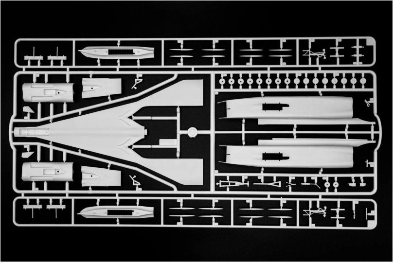 ICM сборная модель ту-144д