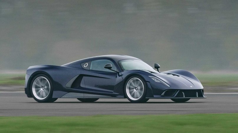 Гиперкар Хеннесси Веном ф5