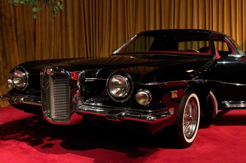 Stutz Blackhawk 1971