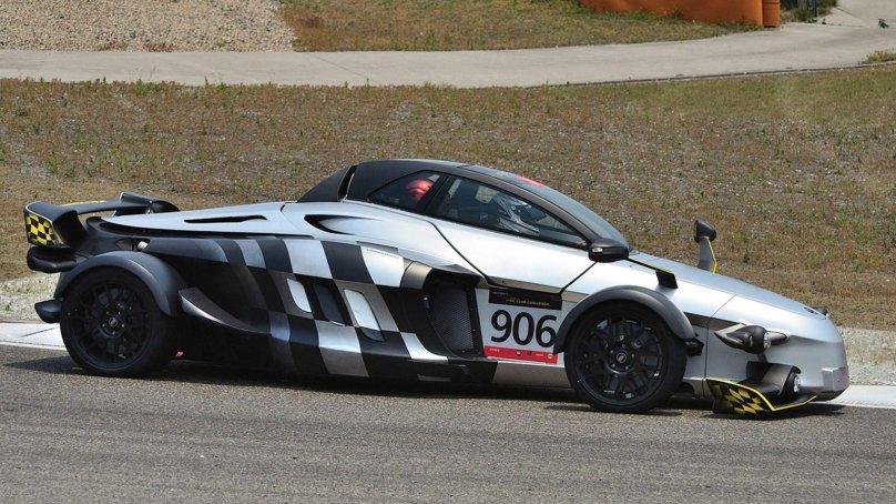Tramontana автомобиль