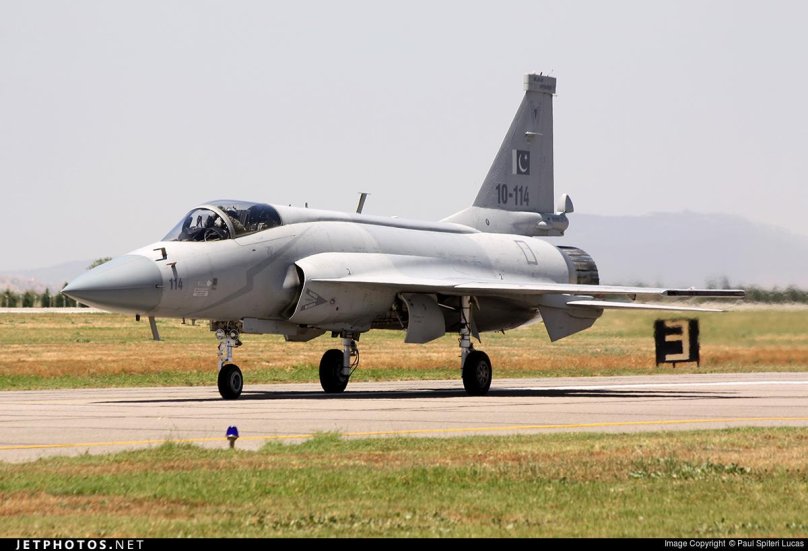 JF 17 истребитель