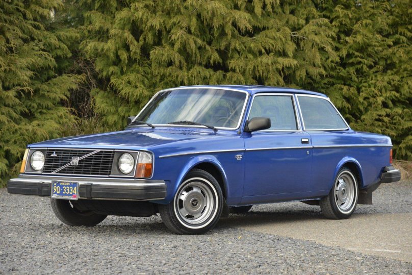 Volvo 242dl