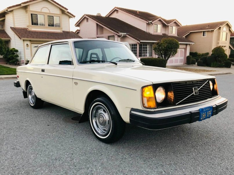 Volvo 242dl